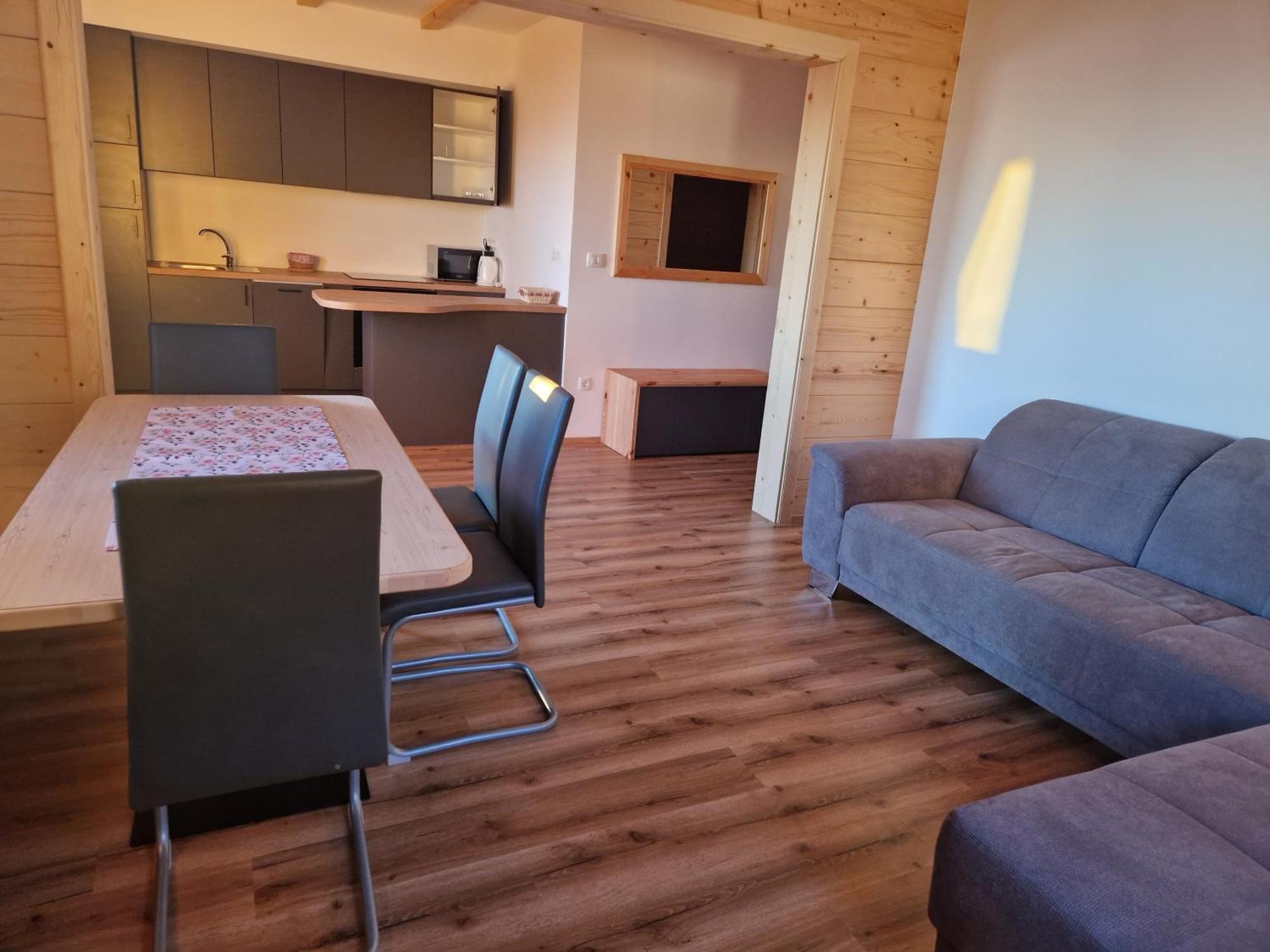 Guest House Pr Ambruzarju & Apartments Cerklje na Gorenjskem Room photo